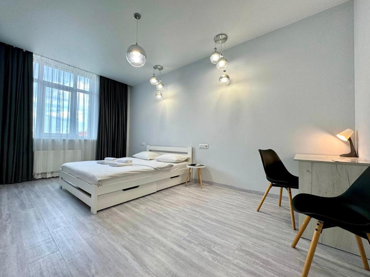 Apartpoltava Жк "Пилипа Орлика,26" Business Апартаменти З Неймовірною Панорамою - Led Дзеркало -Тропічний Душ 外观 照片